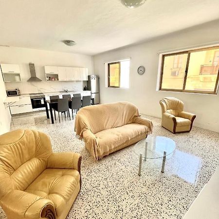 Camag Apartment - Very Close To Airport Birżebbuġa 外观 照片