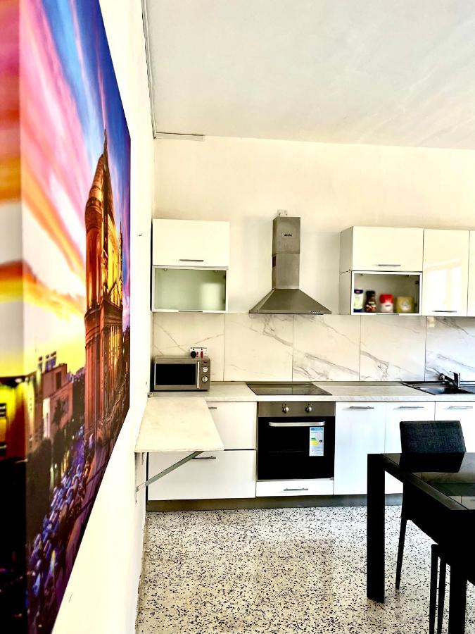 Camag Apartment - Very Close To Airport Birżebbuġa 外观 照片